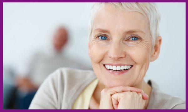 làm răng implant mang lại nụ cười đẹp mỹ mãn cho người lớn tuổi