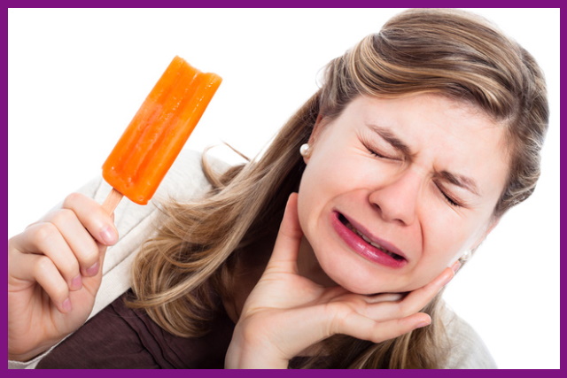 tủy răng bị viêm có thể khiến răng ê buốt hơn khi ăn đồ lạnh
