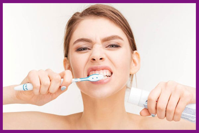 Vệ sinh không đúng cách gây viêm tủy răng