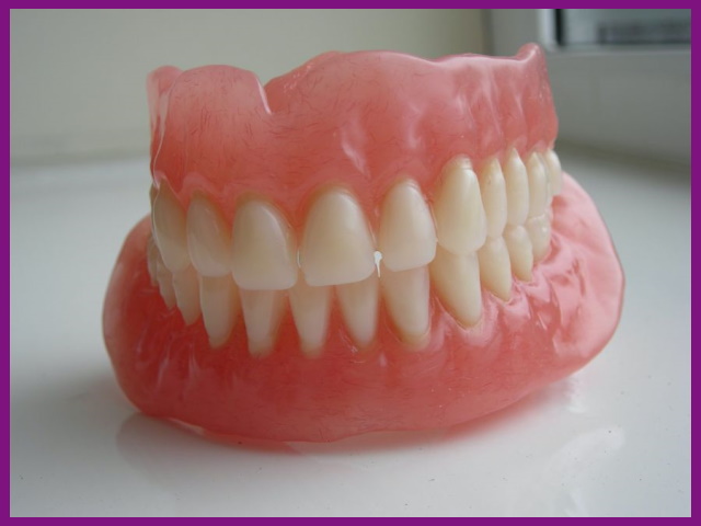 phục hình răng katri rất nổi tiếng trong ngành sản xuất răng giả nha khoa