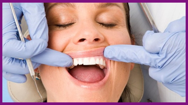 điều trị tận gốc bệnh nha chu mãn tính bằng cách cạo vôi răng