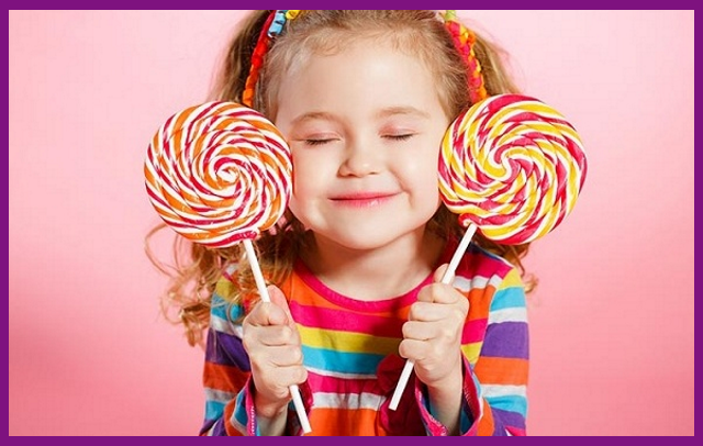 trẻ em là đối tượng dễ bị sâu răng nhất do tiêu thụ nhiều đồ ngọt