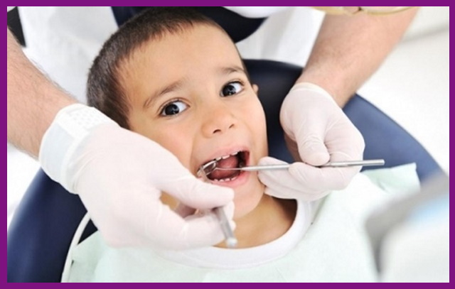 nhổ răng tại phòng khám an toàn hơn nhổ răng tại nhà