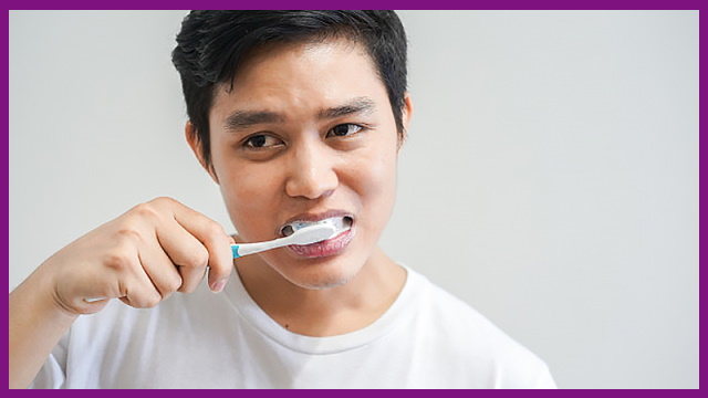 vệ sinh răng miệng không sạch là nguyên nhân chính gây ra bệnh viêm nha chu